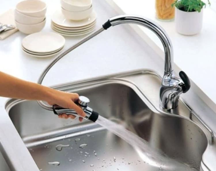 Vòi rửa bát Toto TKN34PBTA | Dáng cổ ngỗng 2024